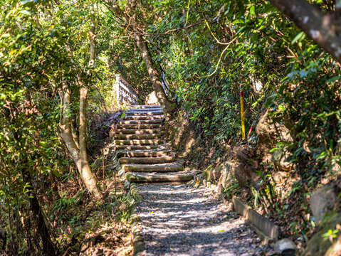 五指山系_剑潭山亲山步道| 台北旅游网