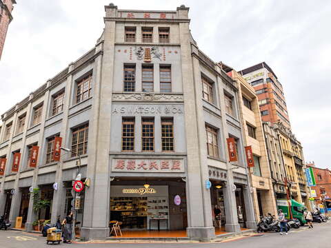 迪化街上獨特的巴洛克式建築