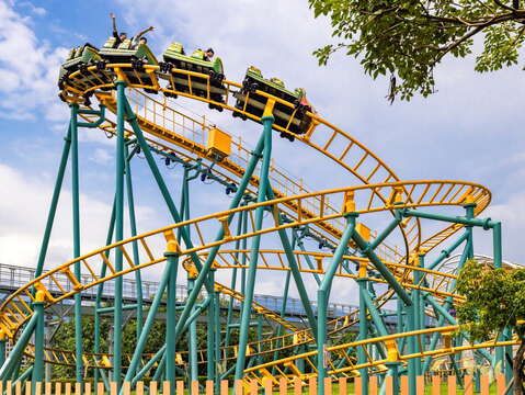 遊樂設施：銀河號（G5 Roller Coaster）