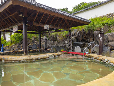 泡湯