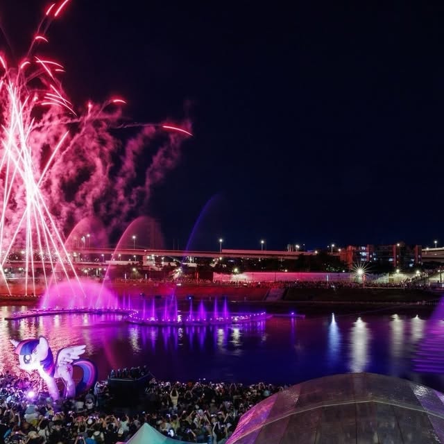 水光橋影的夢幻夏夜✨ #台北水舞嘉年華 盛大登場！