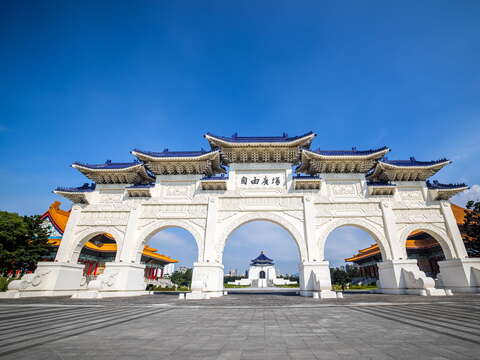 進擊的台北，民主、貿易與文化探索之旅