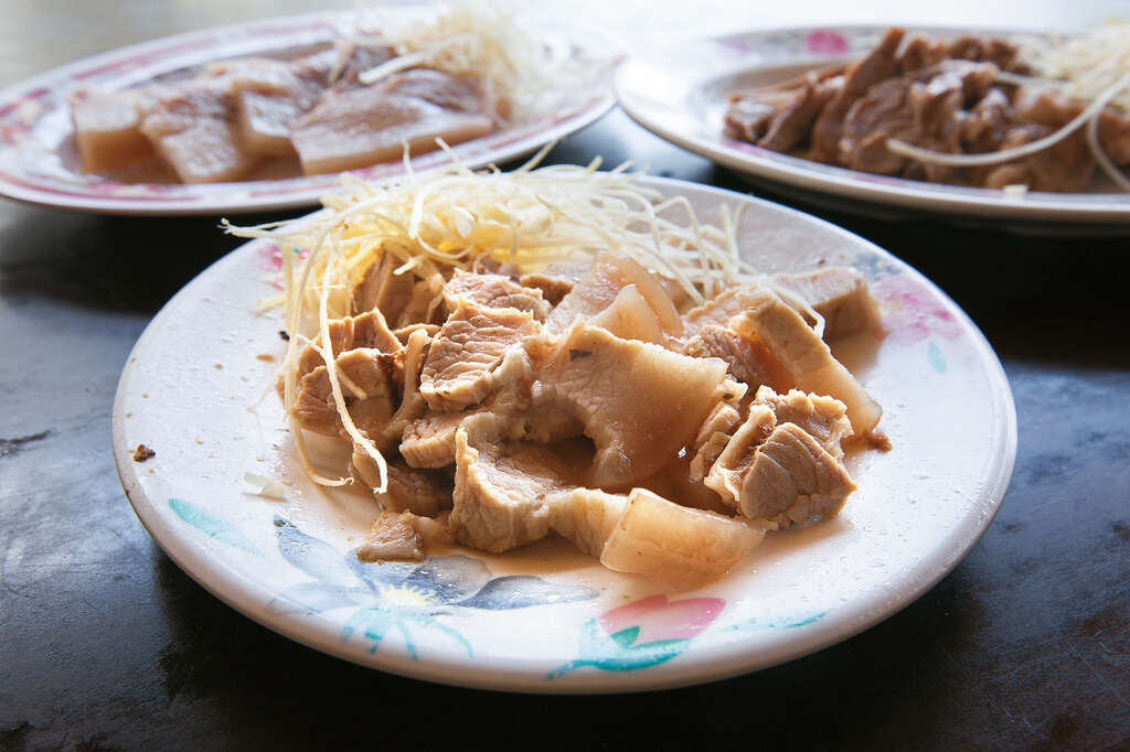 台北经典黑白切　摊头简单好滋味