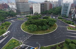 台北画刊562期—道路微整型