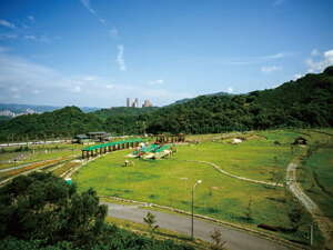 台北画刊562期—掩埋场变山水绿公园