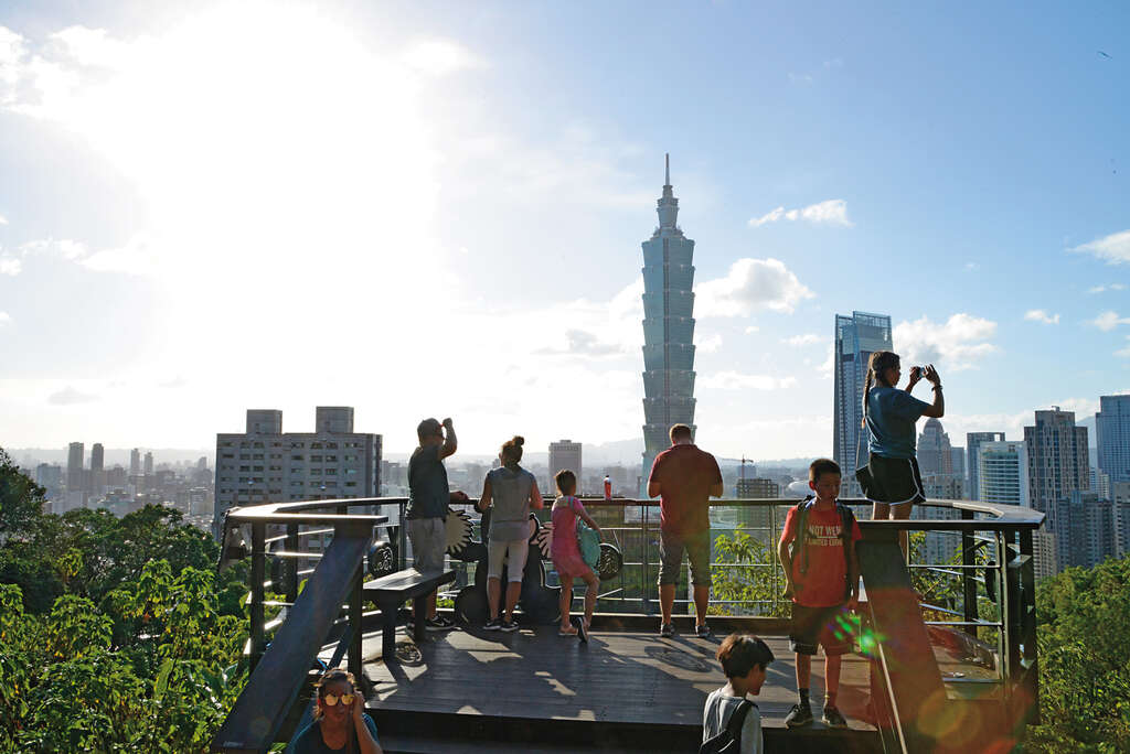 登高避暑的沁凉之径　台北亲山步道