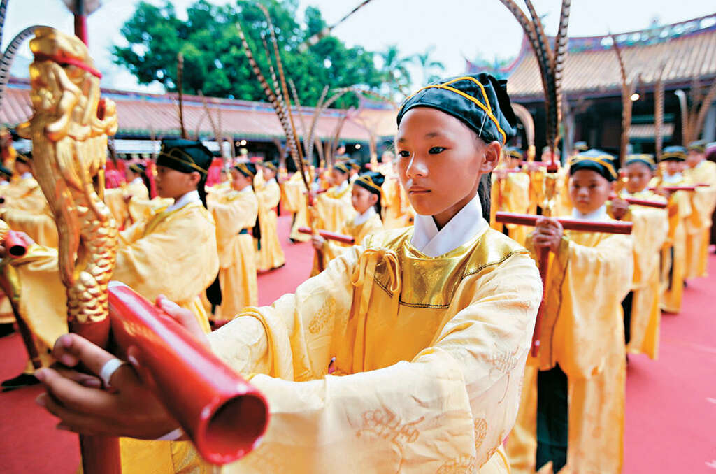 台北孔庙祭孔大典　古礼中现新意