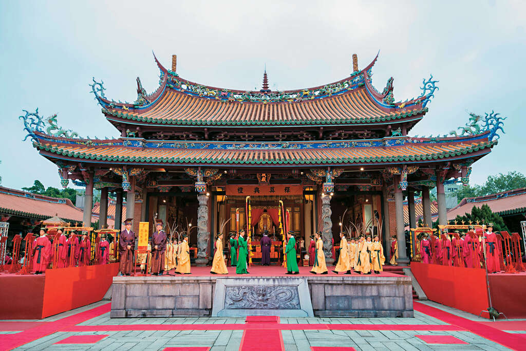 台北孔庙祭孔大典　古礼中现新意