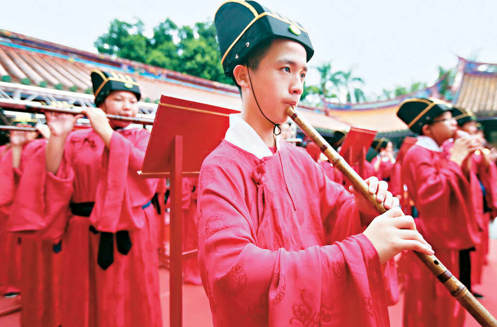 台北孔庙祭孔大典　古礼中现新意