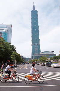 台北画刊102年10月第549期—YOUBIKE BE BETTER 微笑单车逆转胜