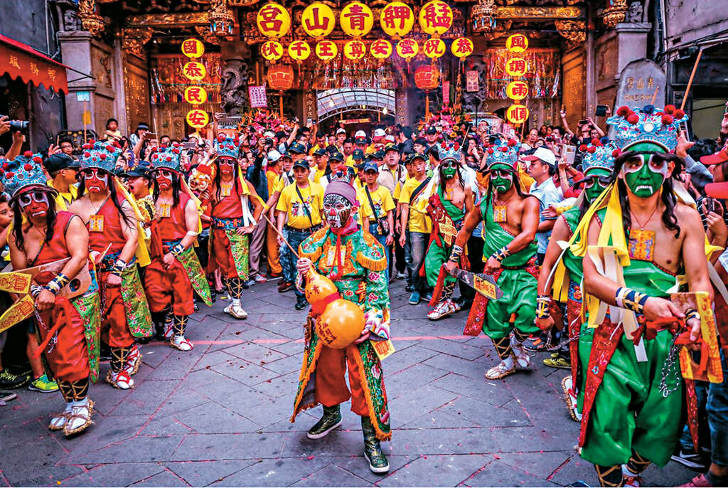 艋舺青山王祭典　街庄同庆谢神护佑