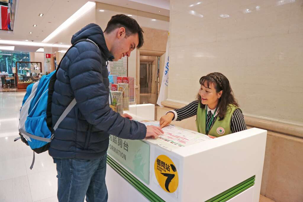 活动期间，长荣海事博物馆凭活动限量祈福御守可享门票半价优惠。