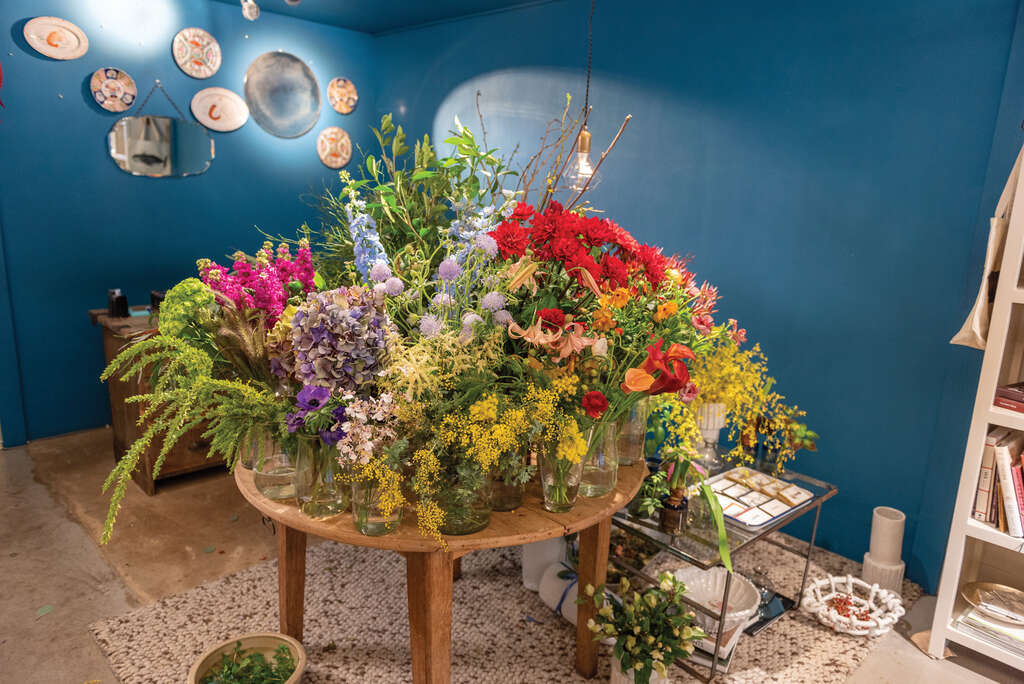 TAIPEI Spring 2019 Vol.15--Throwing Away the Floral Design Rulebook: An Interview with Florist Takako Mine