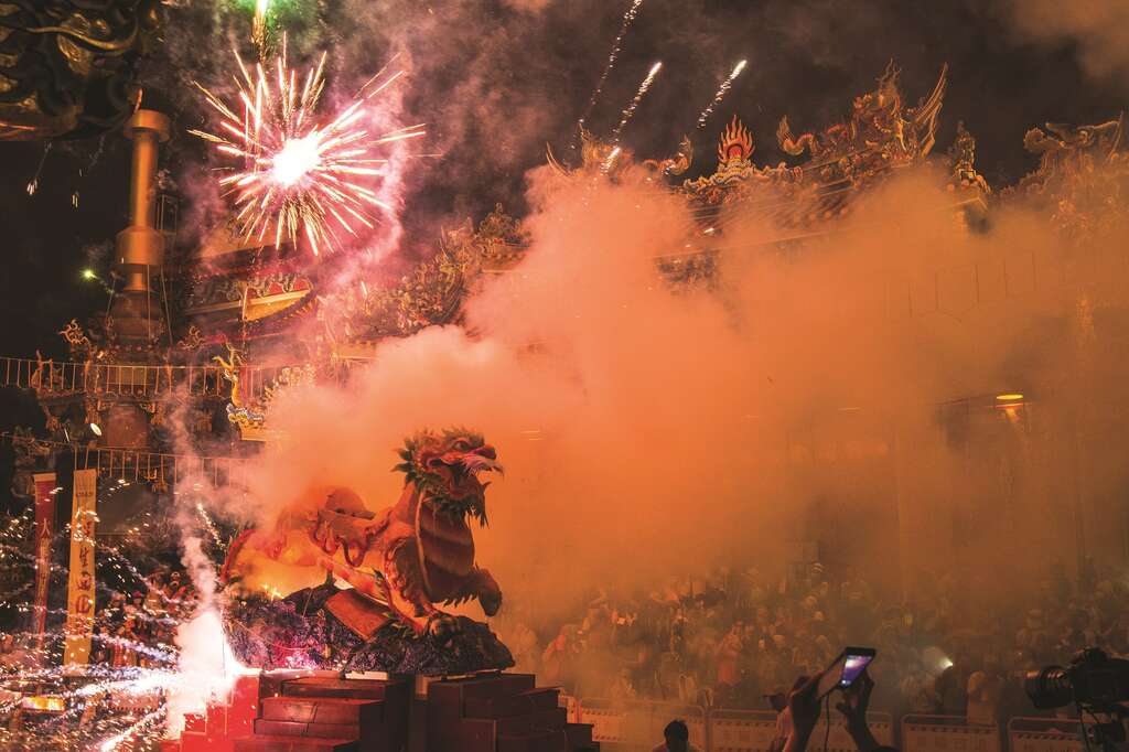 TAIPEI 春季号 2019 Vol.15--保生文化祭　歴史、宗教、コミュニティ の色彩が溢れるお祭り