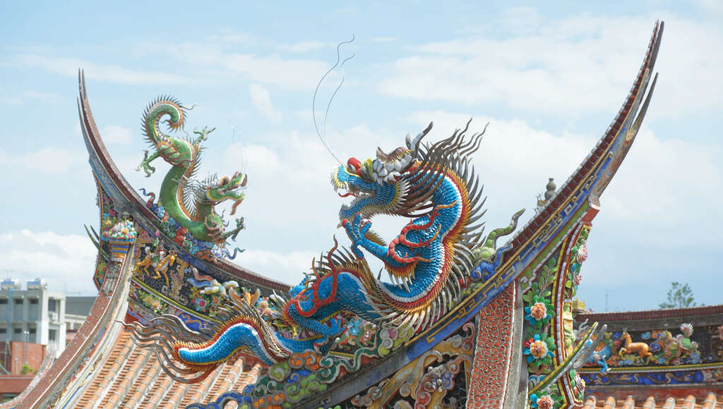 TAIPEI Spring 2019 Vol.15--10 Things to Pay Attention to When Visiting a Taiwanese Temple