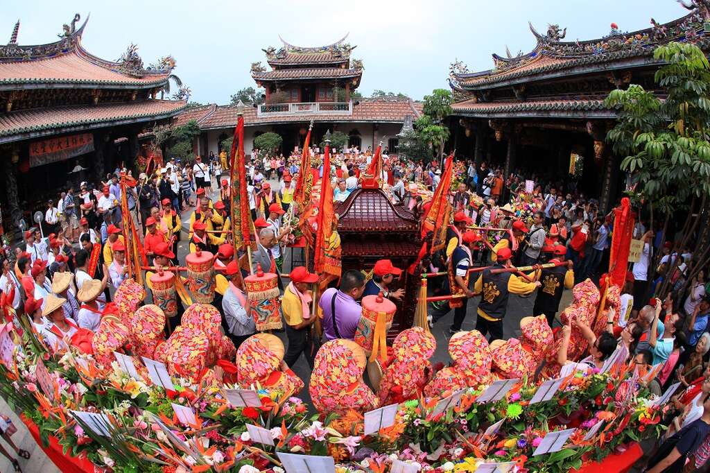保生文化祭最主要的精神，依然是在绕境本身，目前为3年一次。（图／台北市民政局，裴启瑜摄）
