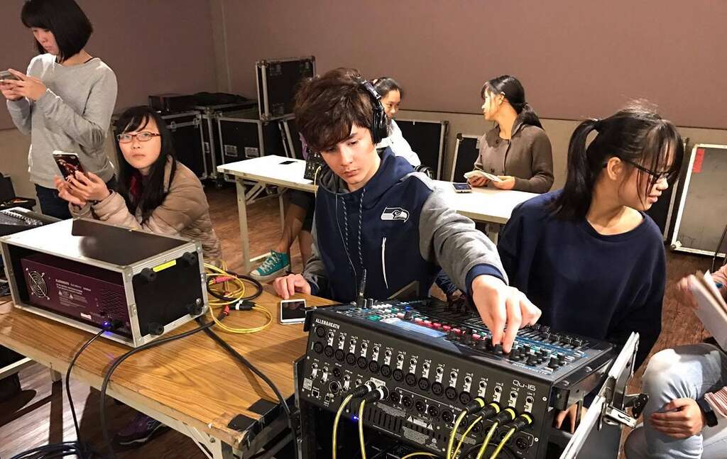TMS的技術課程相當實用，培養學生專業能力，與產業緊密銜接。