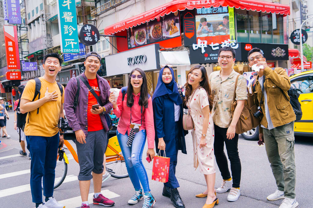 图说五、印尼踩线团体前往西门町体验在地文化