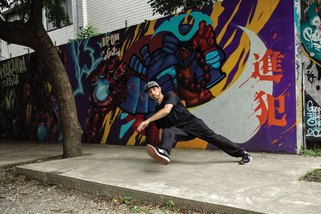 TAIPEI Fall 2019 Vol.17--Breaking into the Mainstream: Meet the Spanish B-boy Helping to Grow Hip-hop Dance Culture in Taipei