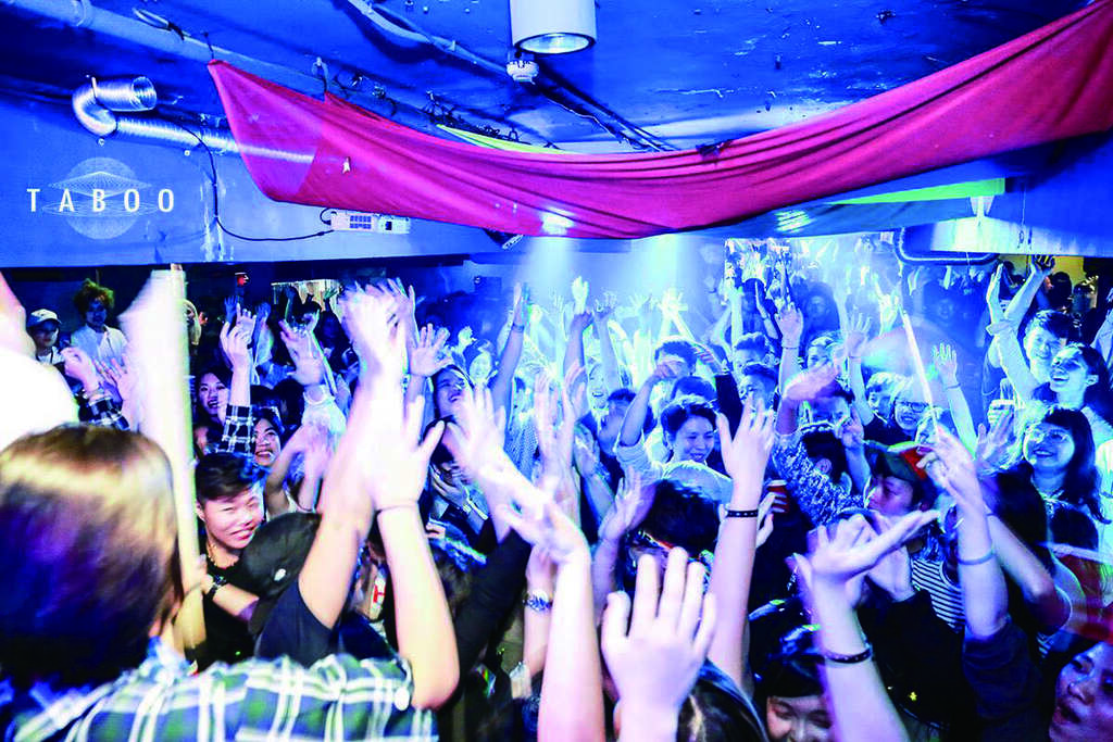 【飘扬X台北　跟着彩虹旗前进】西门红楼　与大家一同狂欢吧(台北画刊108年10月)