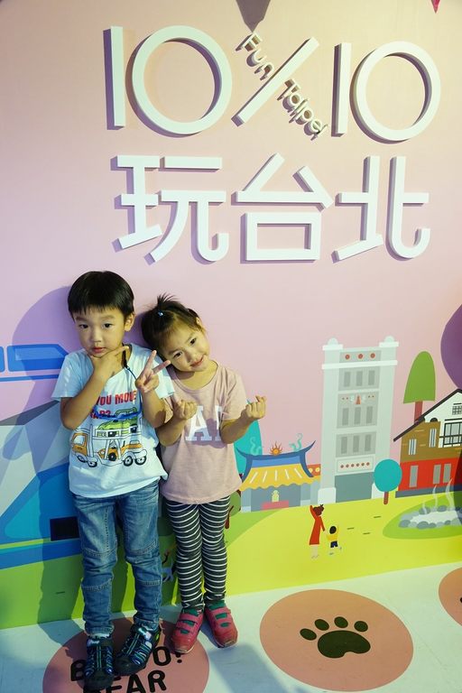 熊讚主題區大受歡迎，拍照打卡即贈專屬明信片及熊讚郵戳.JPG