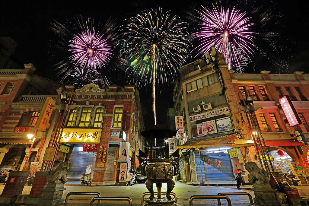 定格秋夕的浪漫　2019大稻埕情人節攝影比賽作品賞(台北畫刊108年11月)