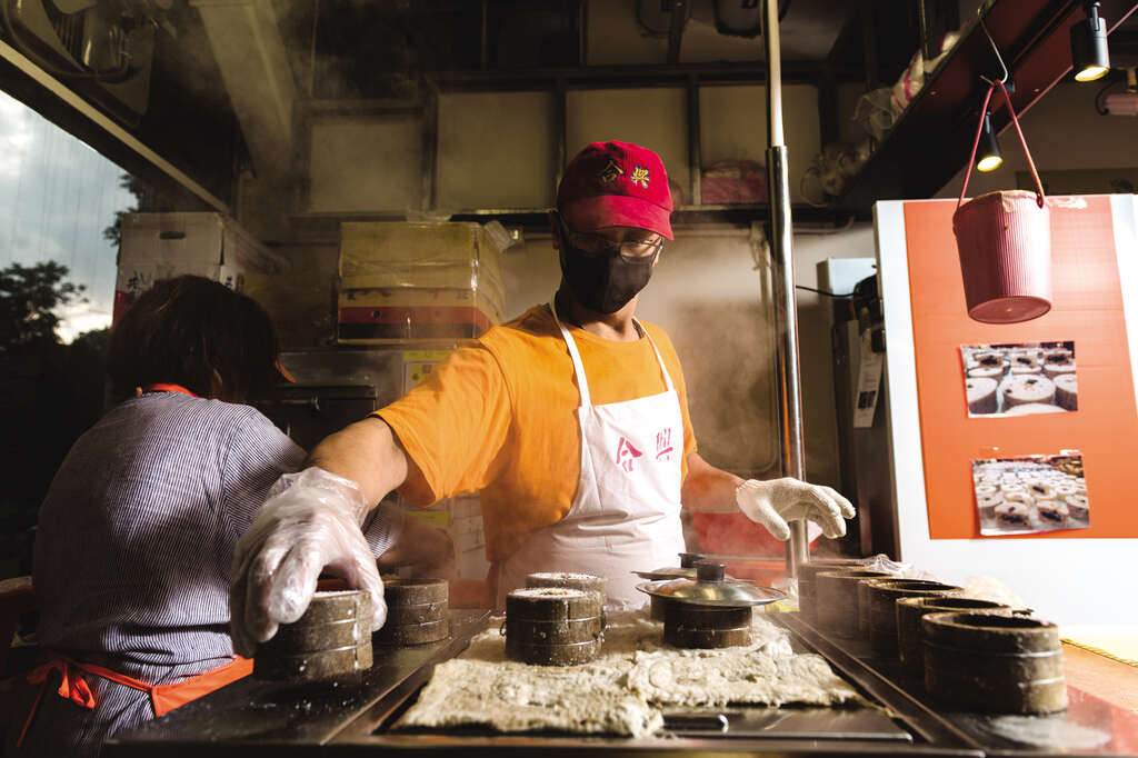 TAIPEI Winter 2019 Vol.18--Hoshing Pastry Shop: Unrolling Over 70 Years of Delicious Treats