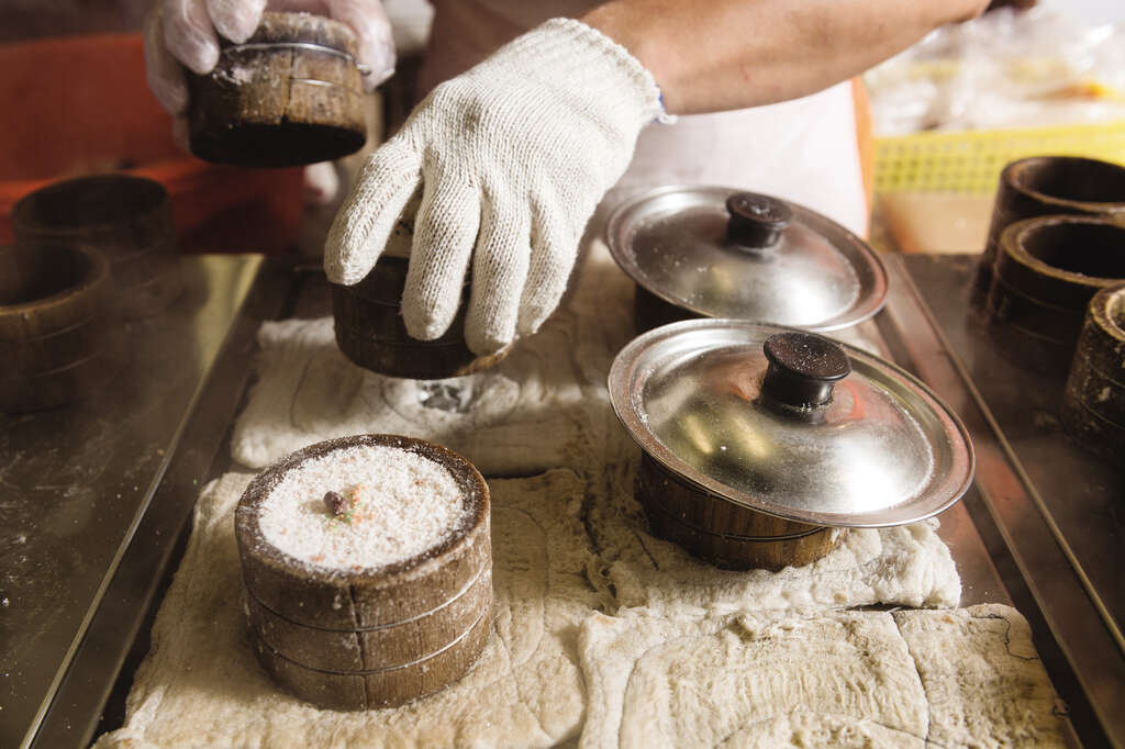 TAIPEI Winter 2019 Vol.18--Hoshing Pastry Shop: Unrolling Over 70 Years of Delicious Treats