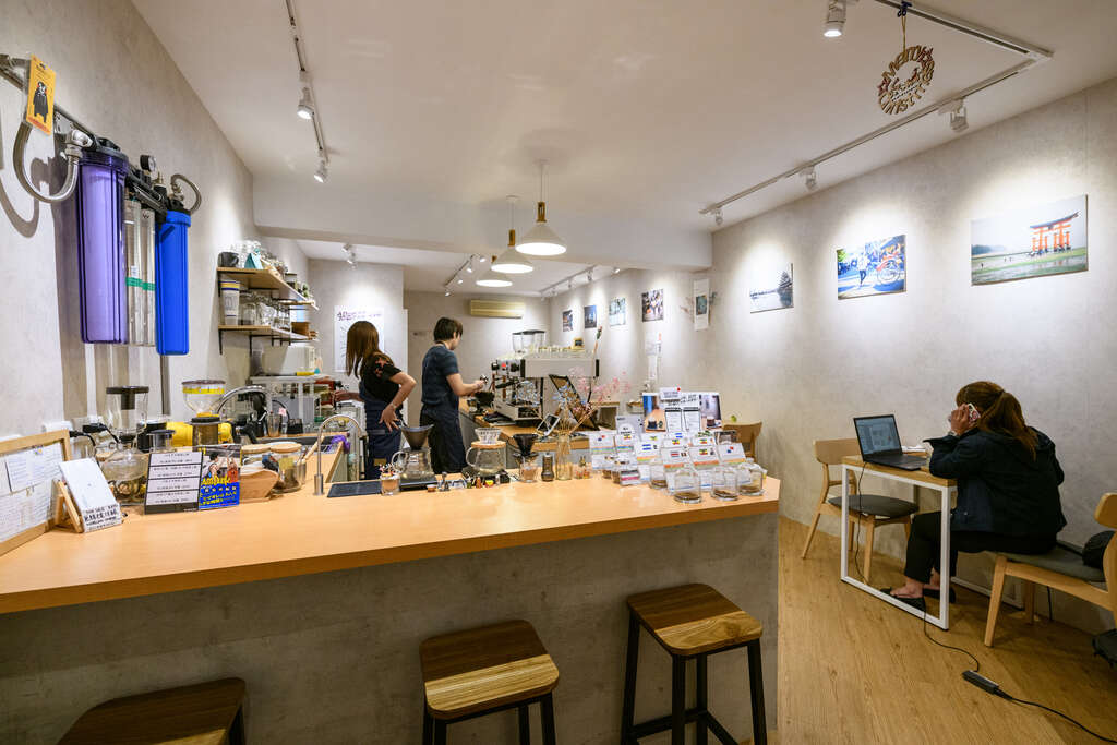 跟着金杯奖　遇见别有个性的精品咖啡店(台北画刊108年12月)