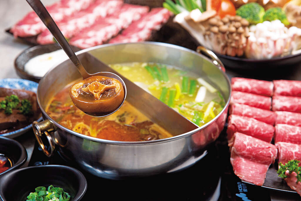 TAIPEI Winter 2019 Vol.18--Warming, Hearty, Comforting Year-End Hot Pot Gatherings