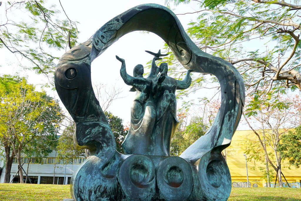 福林公园园内艺术雕塑一景-摄影/许宜容