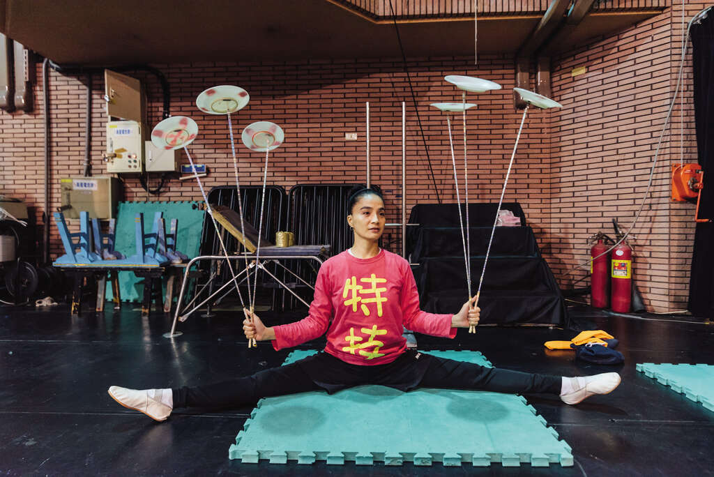 TAIPEI Winter 2020 Vol.19--Traditional Folk Acrobatics: Bringing Taipei to New Heights