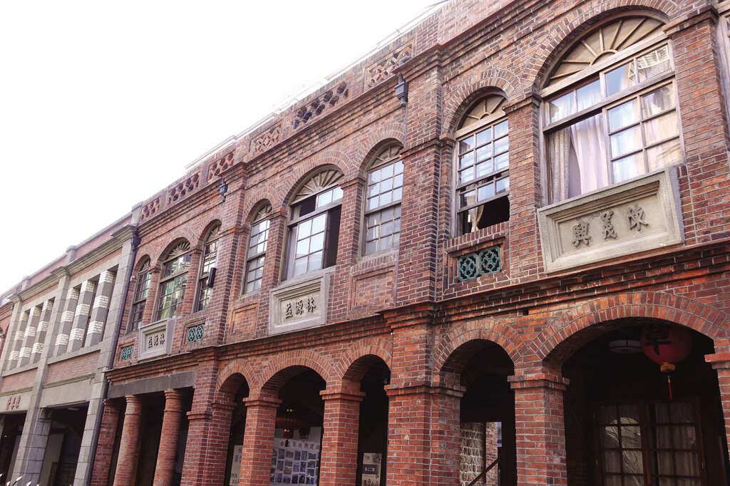 TAIPEI Spring 2020 Vol.19--Spring into Action: Five Diversified Tours to Explore Taipei
