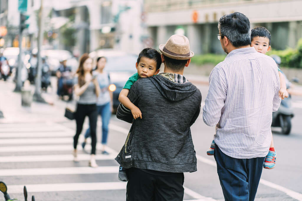 TAIPEI 春季号 2020 Vol.19--同性婚記念日：同性カップルの夢 二人の父親の育児