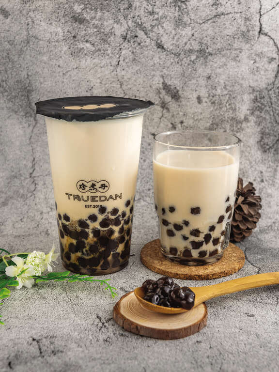TAIPEI Spring 2020 Vol.19--Drinkipedia: The Lowdown on Taiwanese Drinks