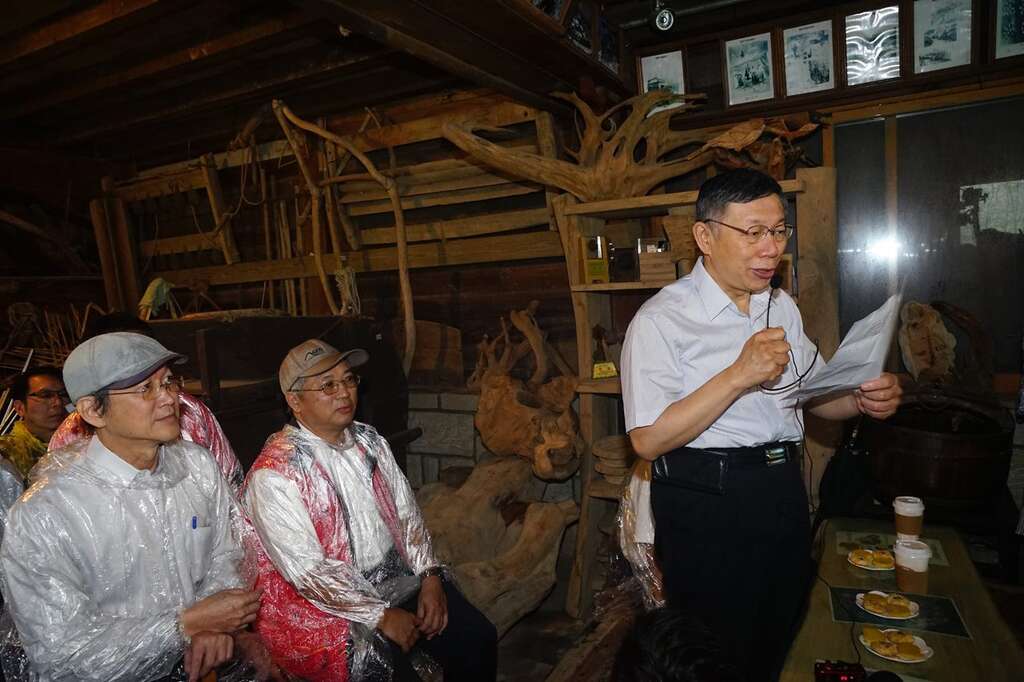 市长致词_竹子湖名阳匍休闲农庄_高赞贤摄
