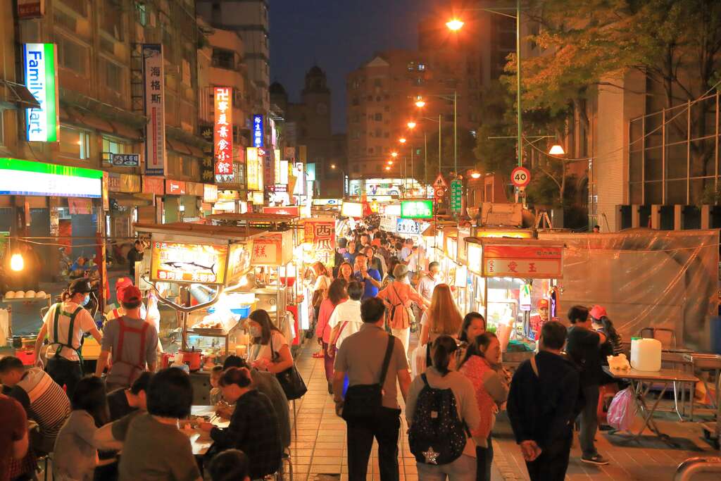 宁夏夜市街景