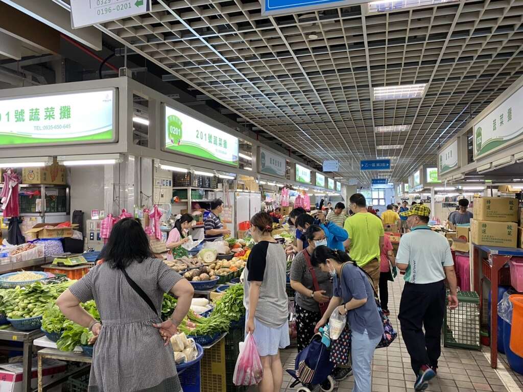 环南市场内部环境蔬菜摊