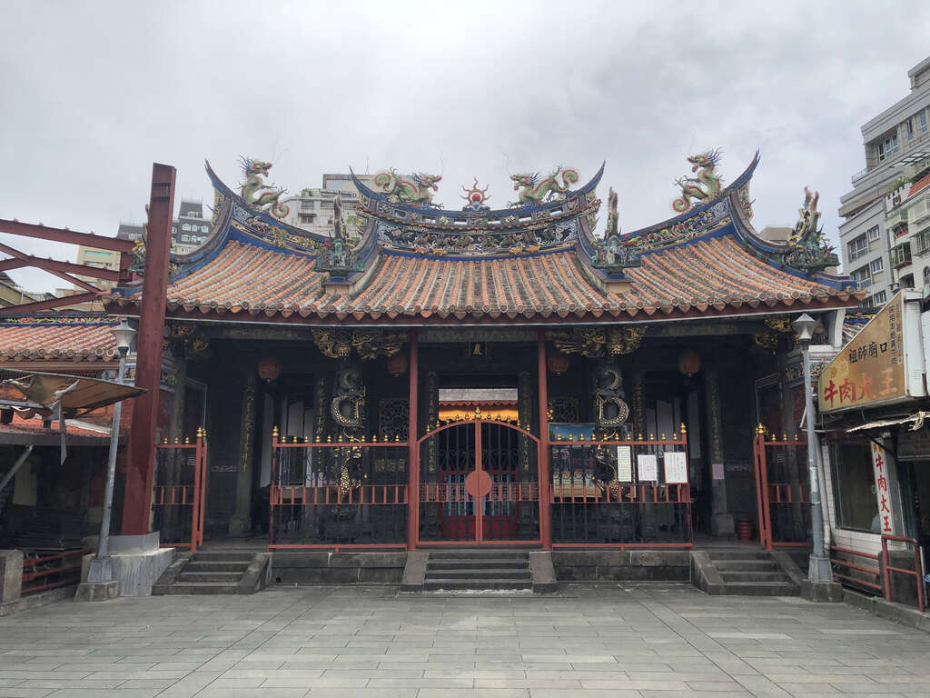 Qingshui-Temple-Front