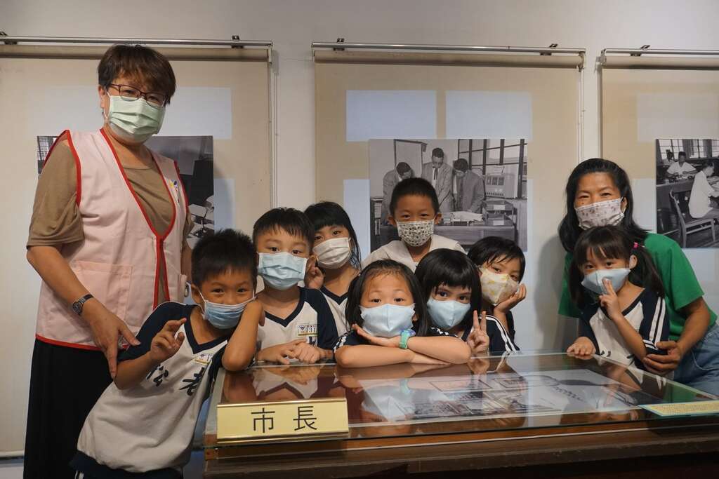 老松國小學生體驗擔任市長