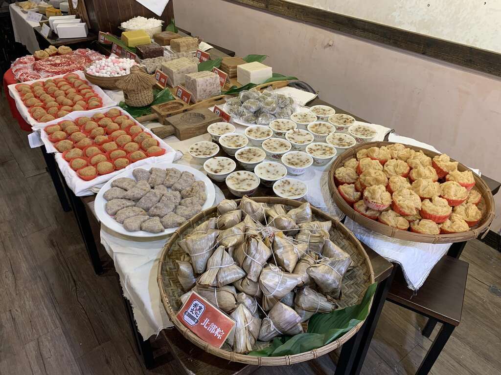 各式传统米食产品展示