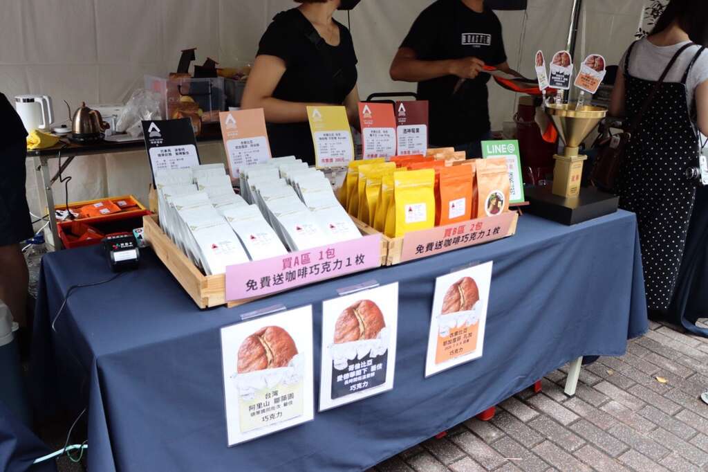 市集在地特色店家摊贩