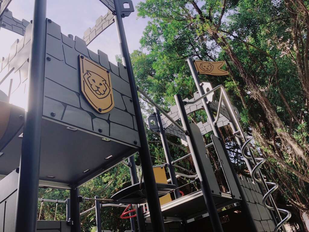 登上城堡路径多