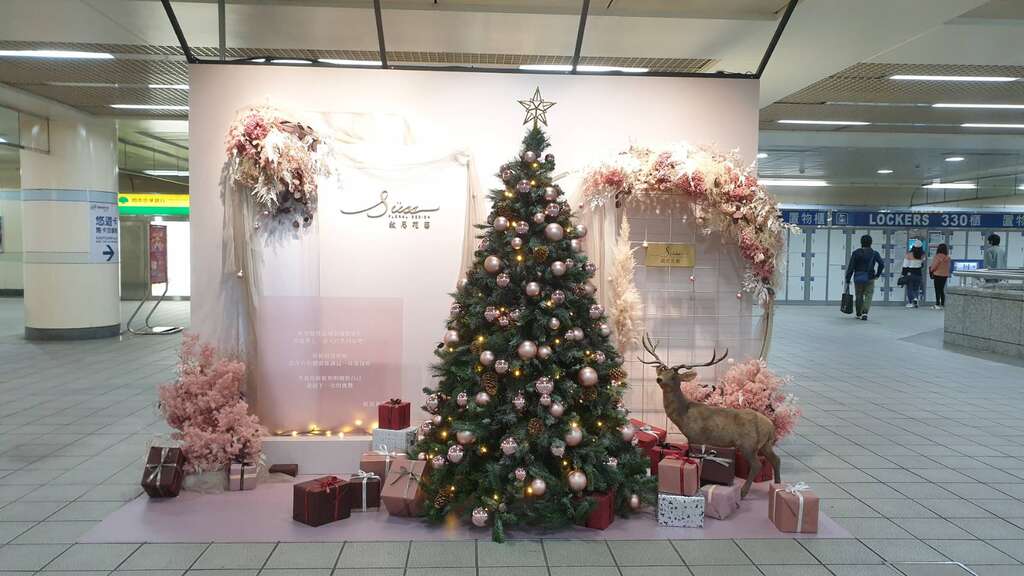 西門站花藝展示區