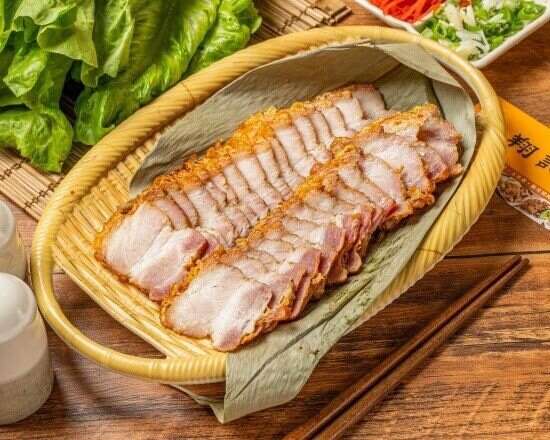 店内招牌脆皮烧肉