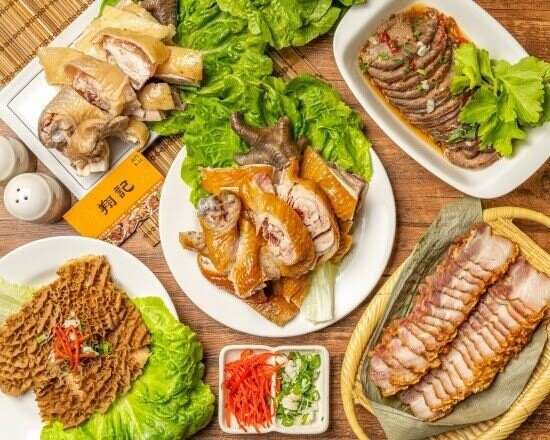 南门市场里的翔记，各式美食不仅是餐桌上的主角， 也是送礼的最佳选择
