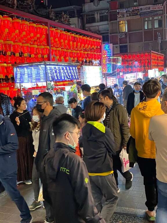 週五大南路人潮狀況