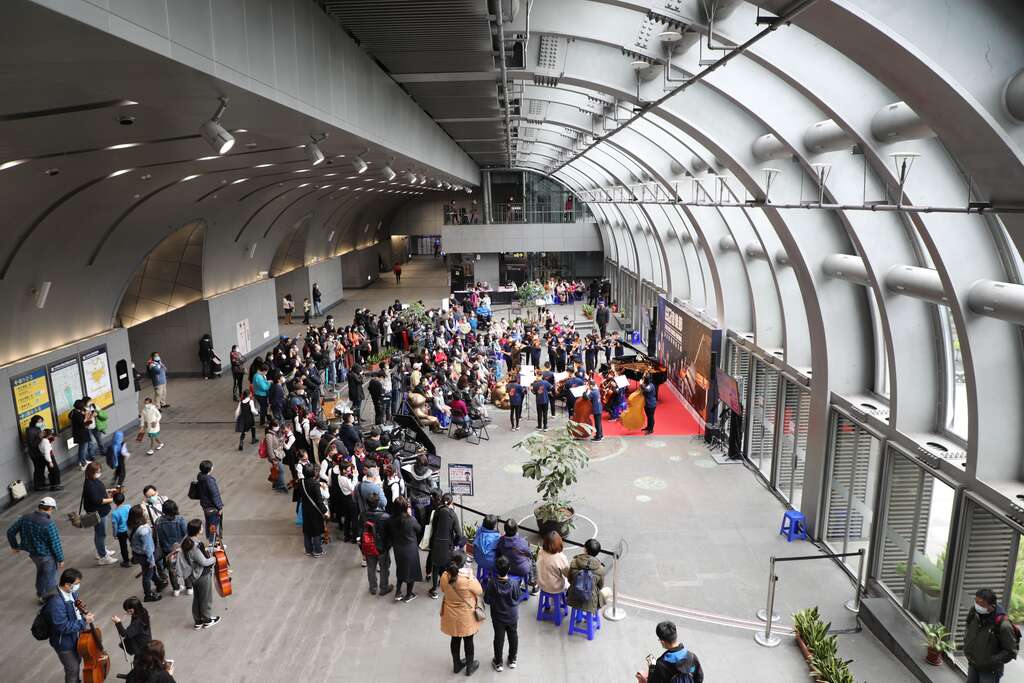 大安森林公园站周末音乐飨宴