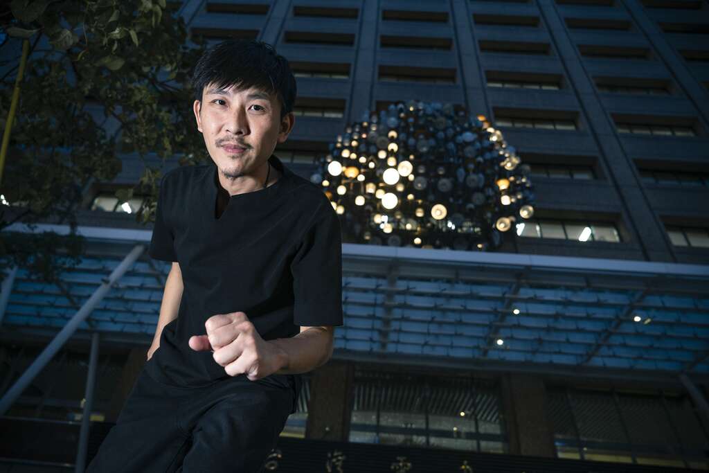 結合情感、用心設置的公共藝術作品，不僅創造城市景致，也能串聯過去與未來的生活故事，深化居民對當地的認同感。