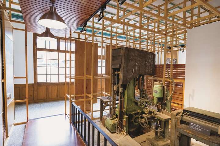 工務室與電源室 Power Building and Engineering Building-Edited